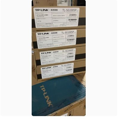 Compact et puissant commutateur réseau POE à 4 ports TL-SG1005P avec alimentation externe