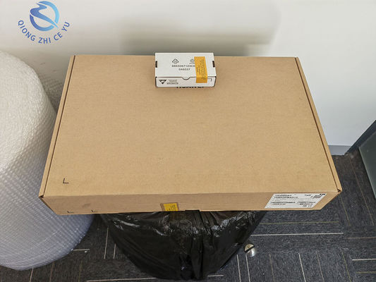 Améliorez votre réseau avec le commutateur à fibre optique 100GE Ports 36 x 100GE et fonction LACP